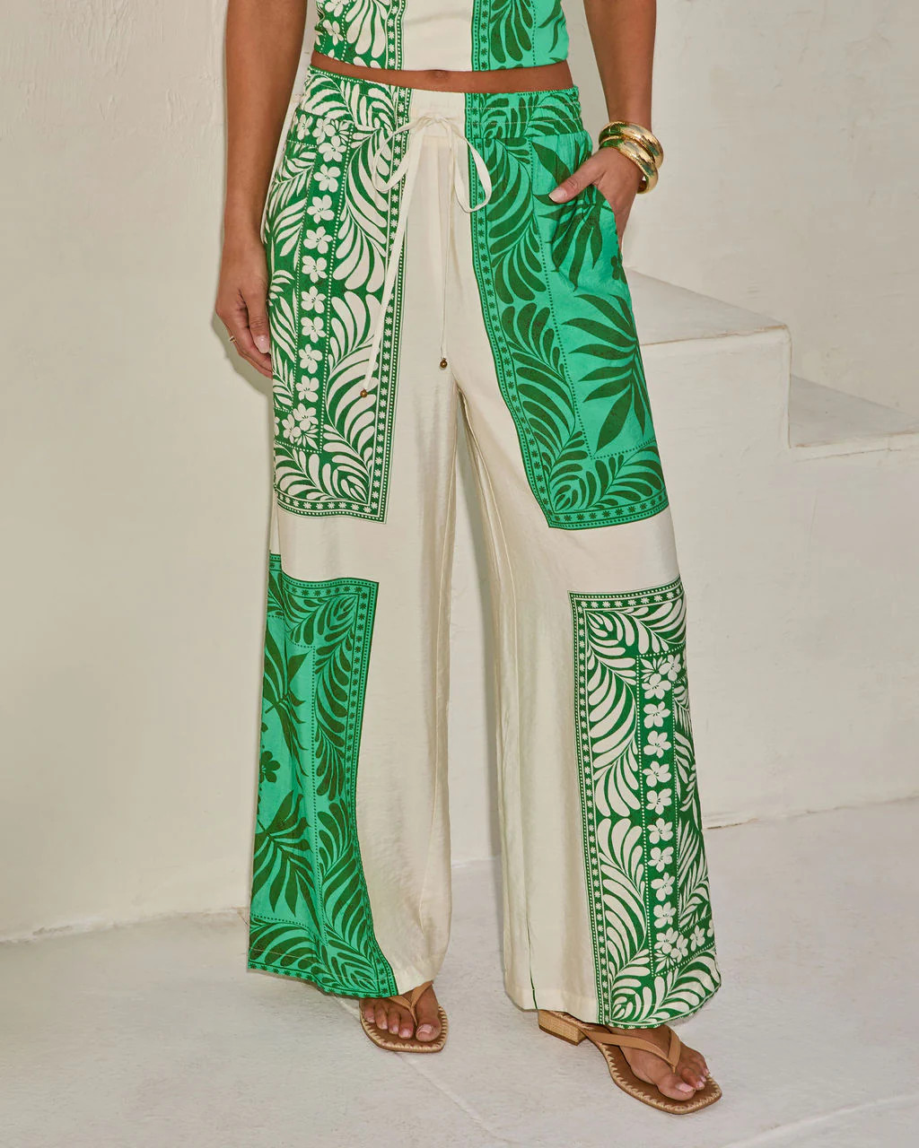 Relaxed Riviera Tropical Print Relaxed Drawstring Pant | VICI