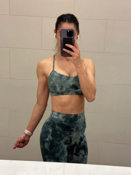 #fitness #workout #leggings #lululemon #sportsbra 

#LTKfindsunder50 #LTKfitness #LTKfindsunder100