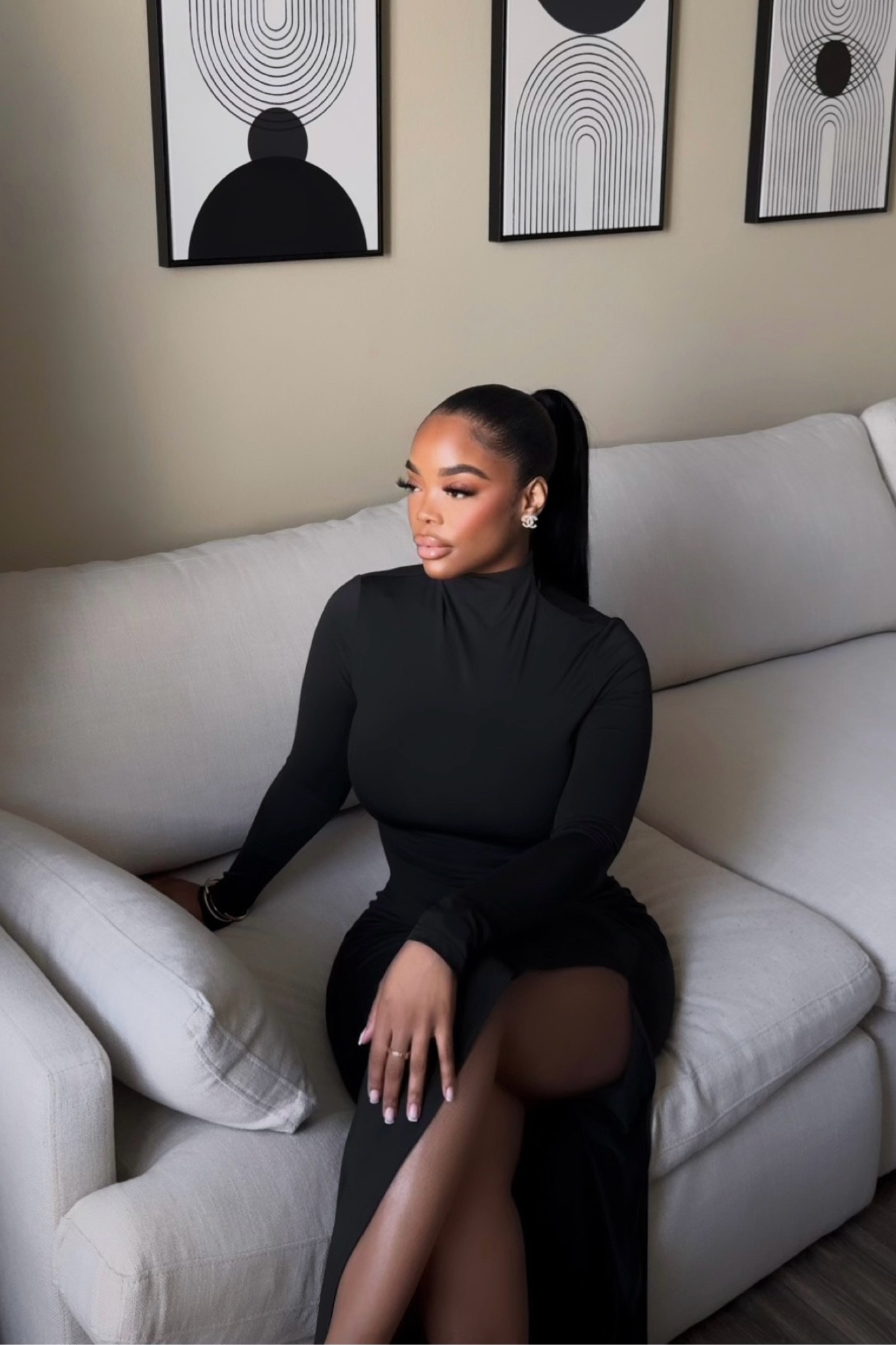 Classy Black dress 🖤✨