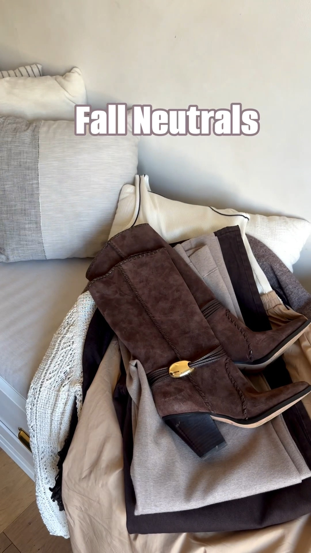 It’s finally cozy season! Shop my favorite Fall browns🤎🧸🍂

#fallfashion #fallneutrals #falloutfits #ltkfall #fallhome #chocolatedates

#LTKHome #LTKSeasonal #LTKStyleTip