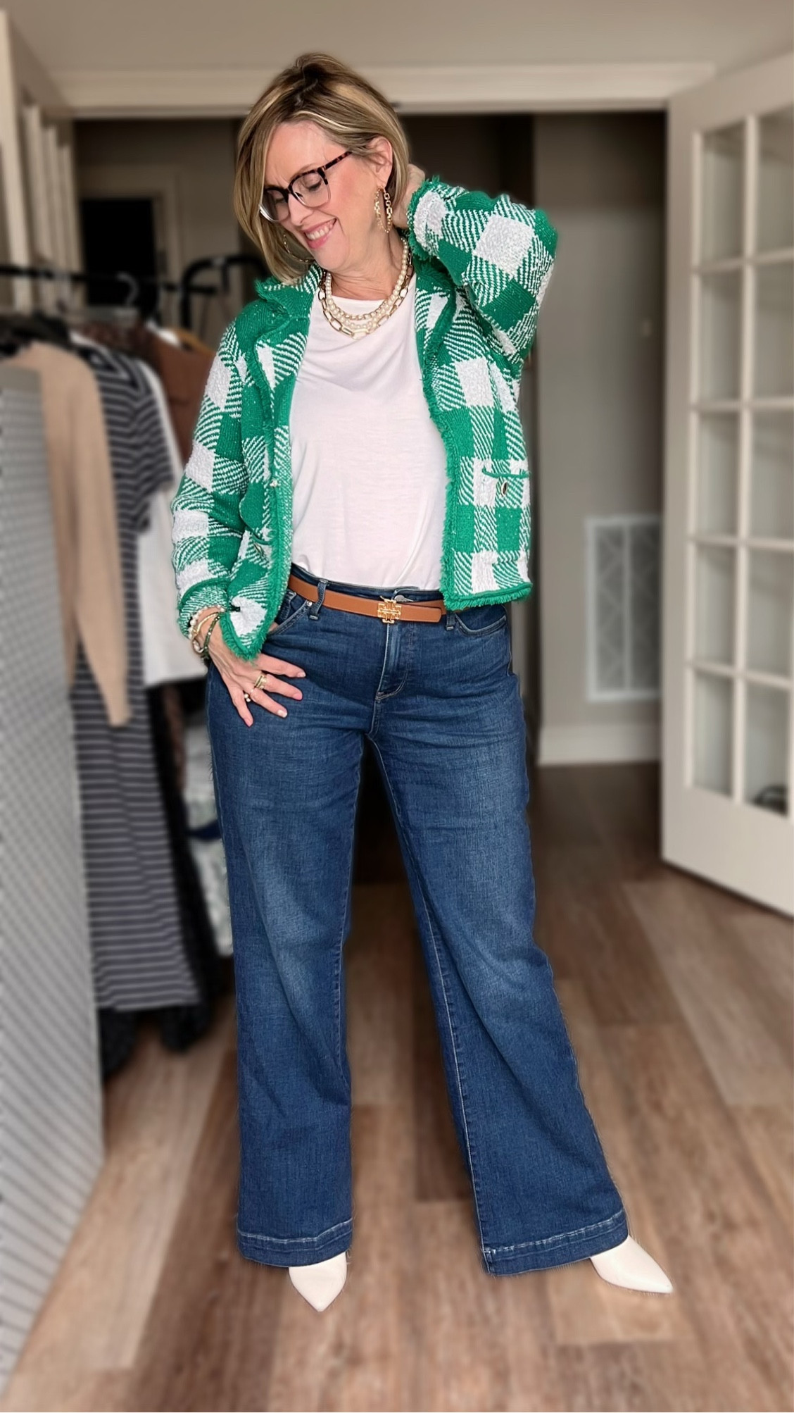 Accessories make the outfitt

#LTKworkwear #LTKmidsize #LTKSeasonal