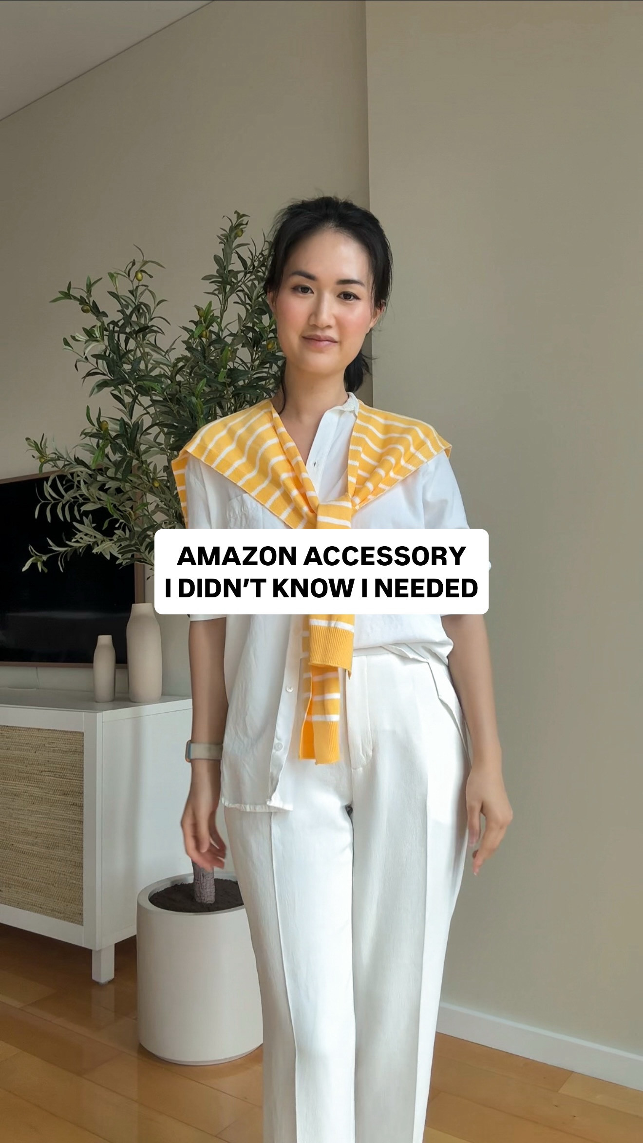 Fake sweater shawl from Amazon gives you the “sweater casually draped over your shoulders” look without the weird bulky bumps or neck lumps. It’s giving ‘I tried,’ but didn’t.

Amazon finds, Amazon fashion finds, casual outfit, chic style, old money

#LTKSummerEdit #LTKSeasonal #LTKFindsUnder50