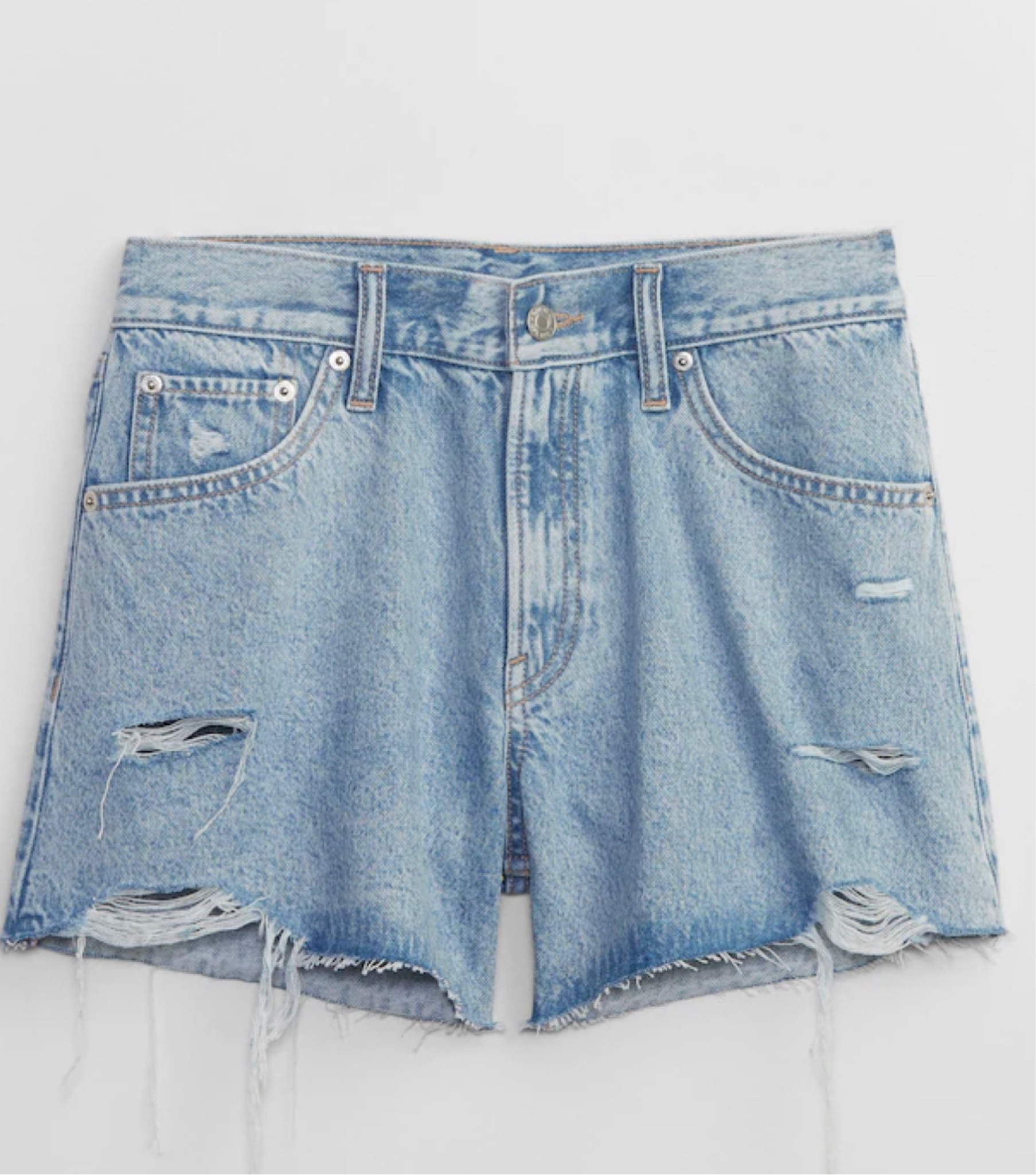 Perfect pair of denim shorts 🤍 #LTKgap #LTKdenim