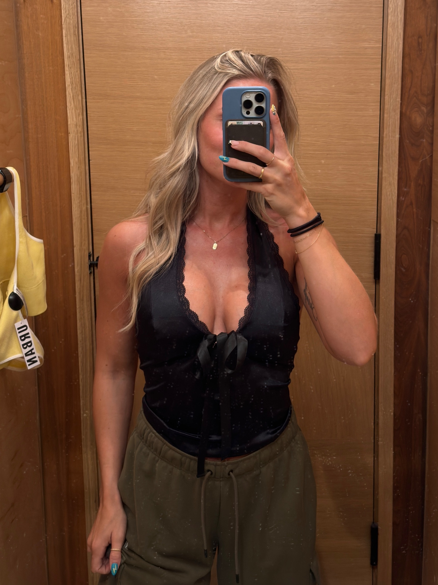 obsessed with this top

#LTKfindsunder50