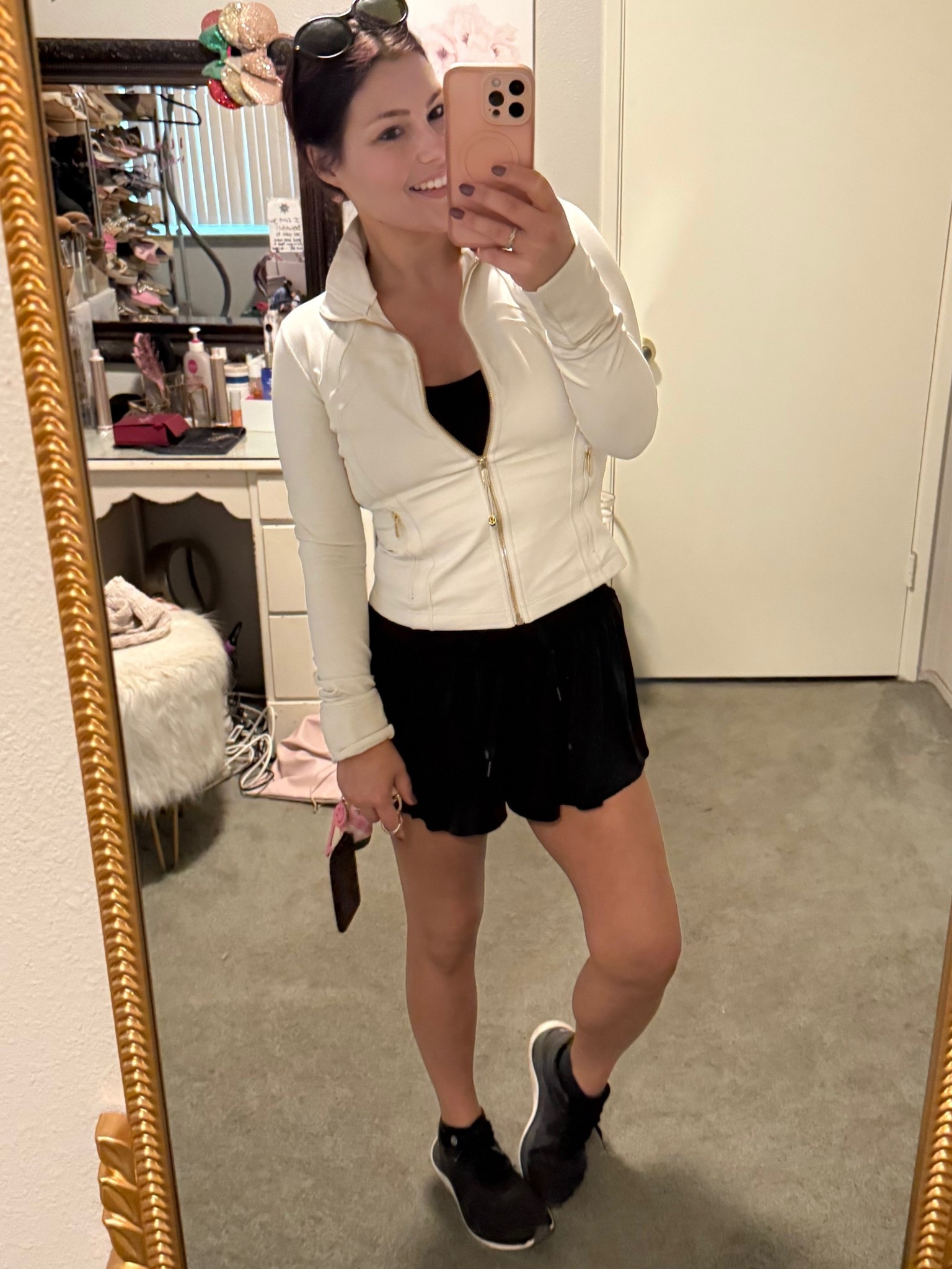 Walking outfit 

#LTKStyleTip #LTKPetite #LTKActive