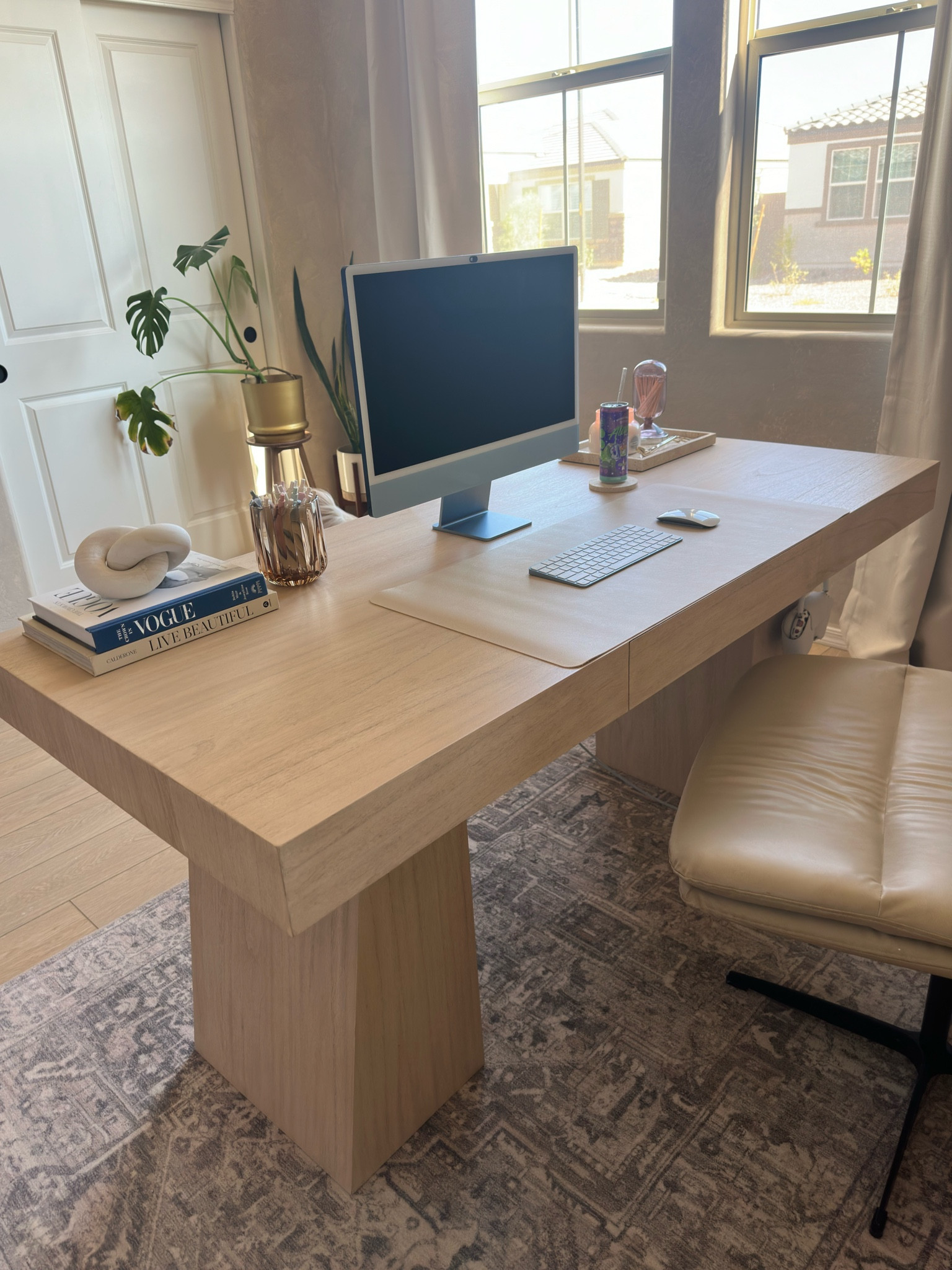 dream home office! 

#LTKSaleAlert #LTKHome #LTKStyleTip