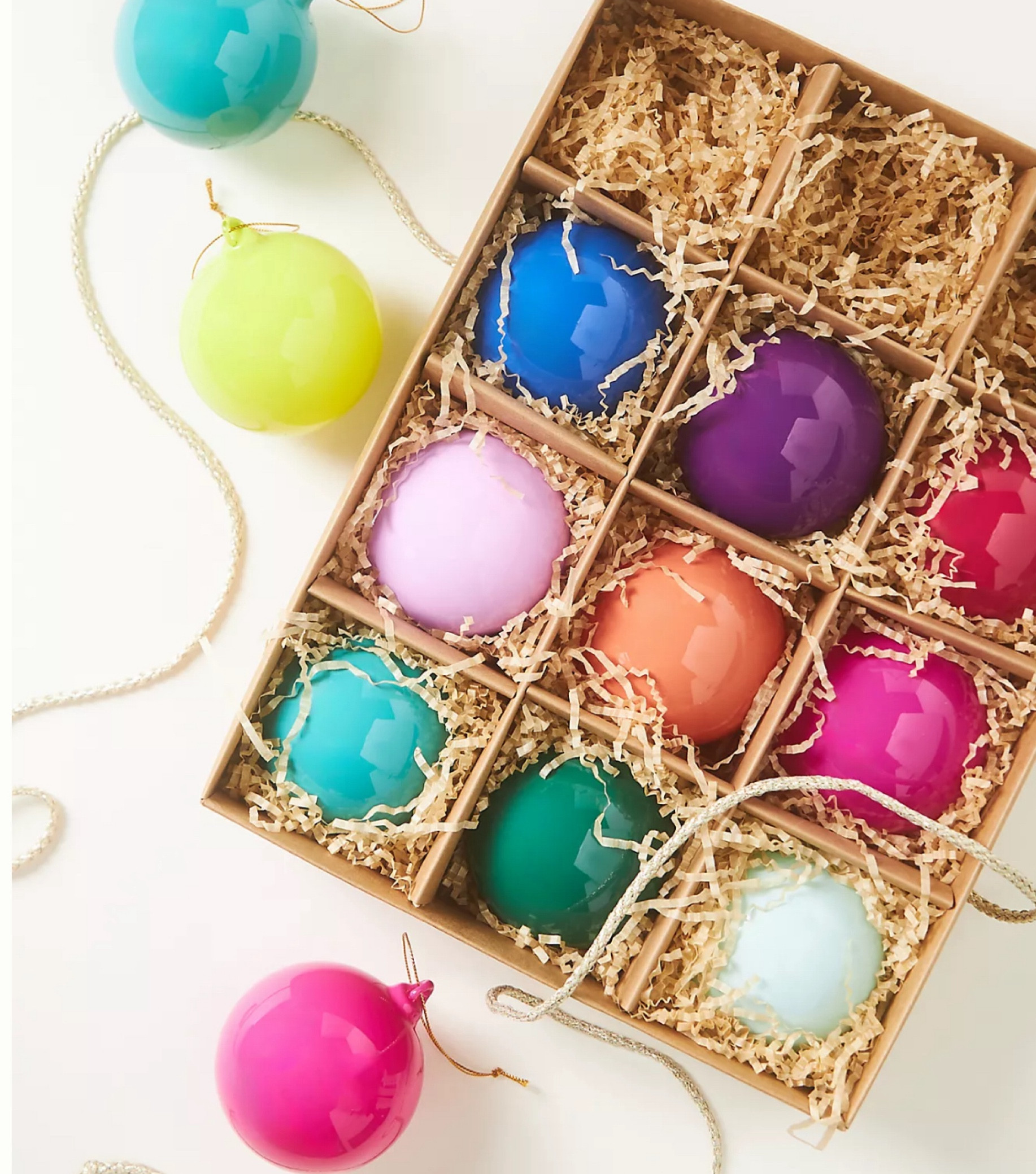 Colorful inspiration! What a fun Christmas tree for a cheerful holiday!
My mood board this year. 

Christmas tree
Decor
Colorful



#LTKHoliday #LTKSeasonal #LTKFindsUnder100