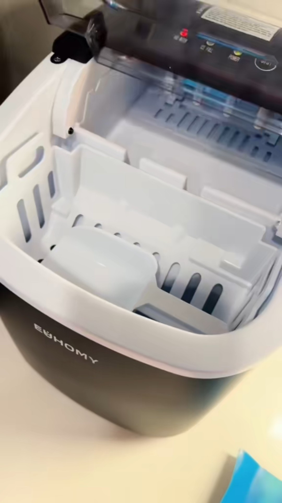 Portable ice maker ? 

#LTKFindsUnder100 #LTKGiftGuide #LTKHoliday