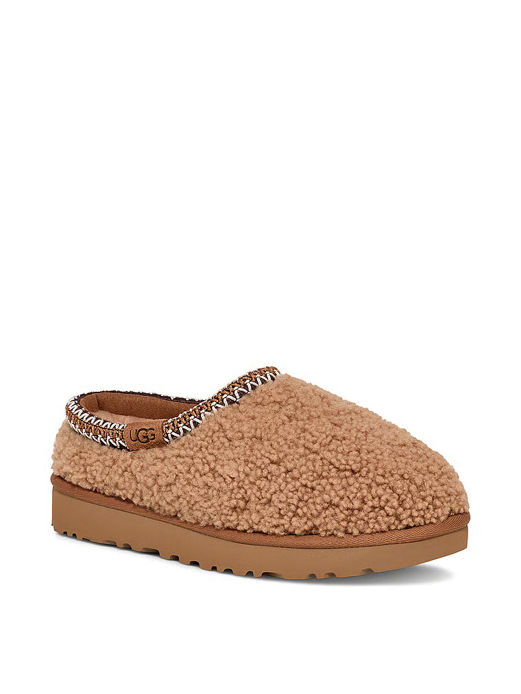 Buy Tasman Maxi Curly Slippers, Chestnut - Order Slippers online - Victoria's Secret US | Victoria's Secret (US / CA )