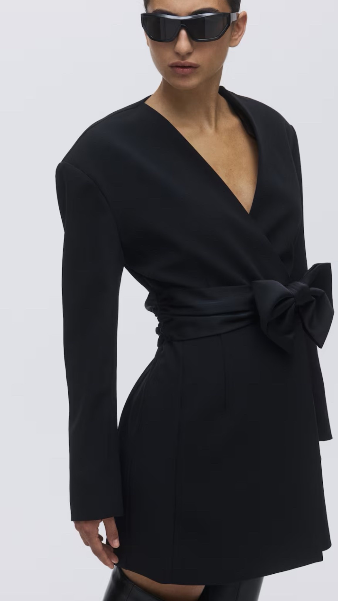 15% off for members on H&M! Love this dress 😍