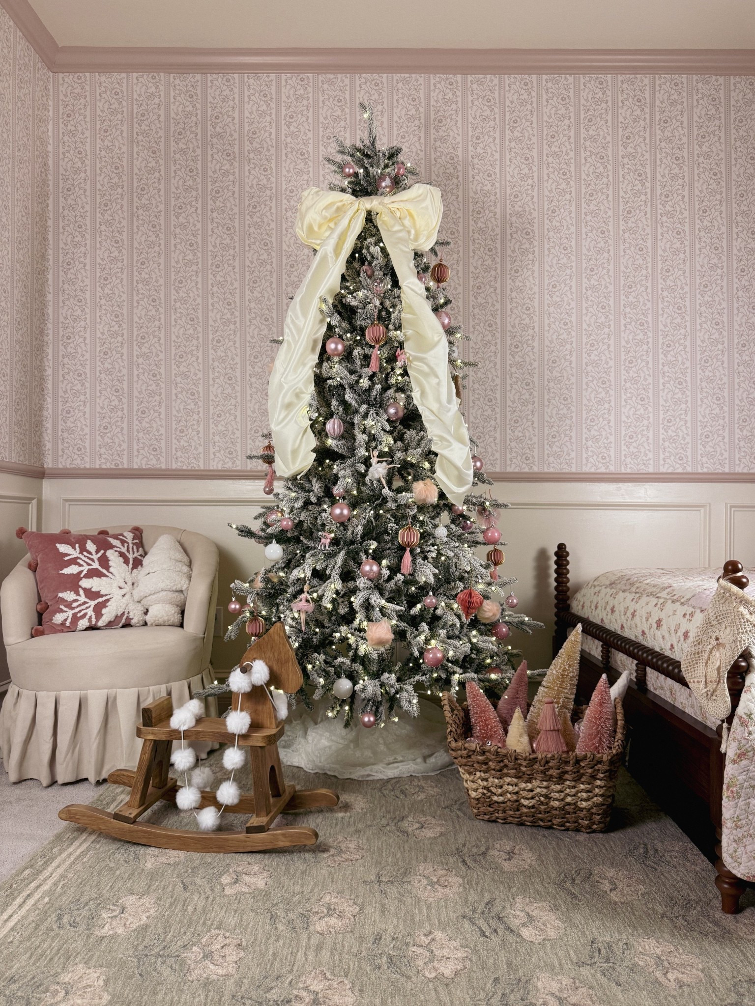 King of Christmas tree 

#LTKHome #LTKHoliday #LTKSeasonal