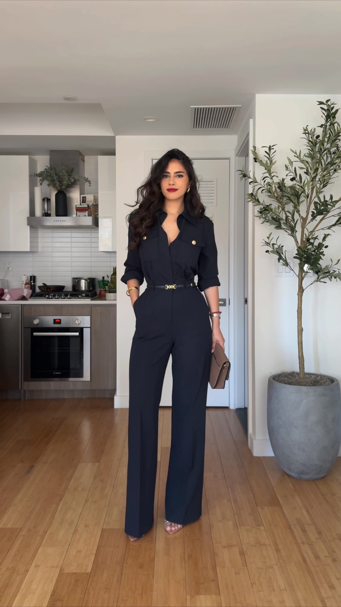 Navy jumpsuit 💙

#LTKWorkwear #LTKStyleTip #LTKSeasonal