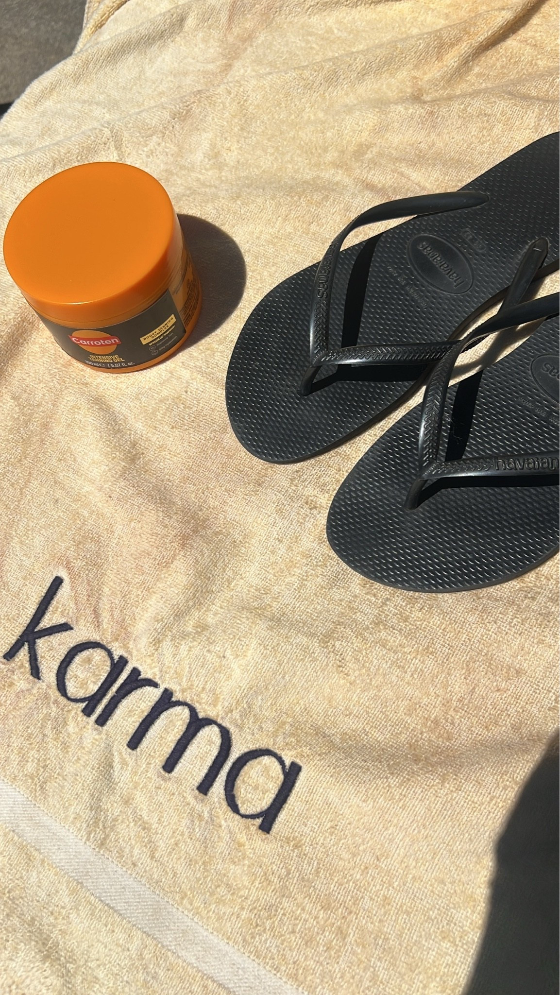 Summer must-haves, best flip flops are cute, comfy and budget friendly. #LaidbackLuxeLife

Flip flops: Run TTS

Hey Beautiful! Feel free to comment on this post if you have any questions! 🫶🏽

Follow me for more fashion finds, beauty faves, lifestyle, home decor, sales and more! So glad you’re here!! XO, Karma

#LTKdayinmylife #LTKOver40 #LTKmomlife