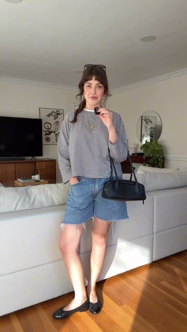 Day 5 of sharing my outfit everyday! Wearing the Billie t-shirt from Sønderhaus, Vintage Levi’s shorts and Chanel ballet flats from The Real Real.

#LTKootd