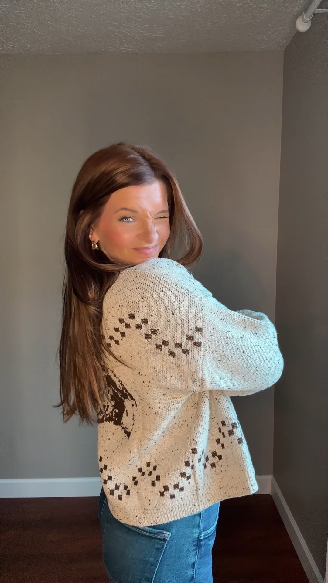 this cardigan is just too good !! 

size S- use code MSATENZIE to save !!

#LTKStyleTip #LTKU #LTKFindsUnder50