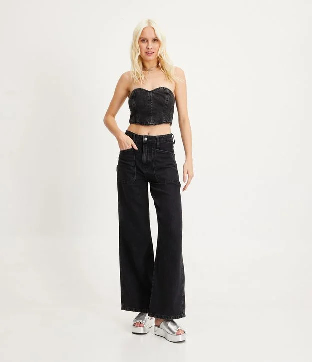 Calça Wide Leg em Jeans com Bolsos Carpinteiro Preto | Renner (BR)