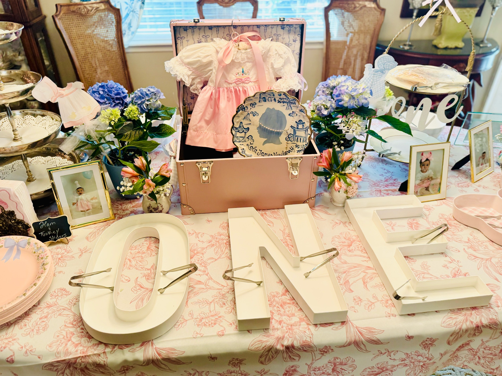 Adding some more links from Lola bday! 