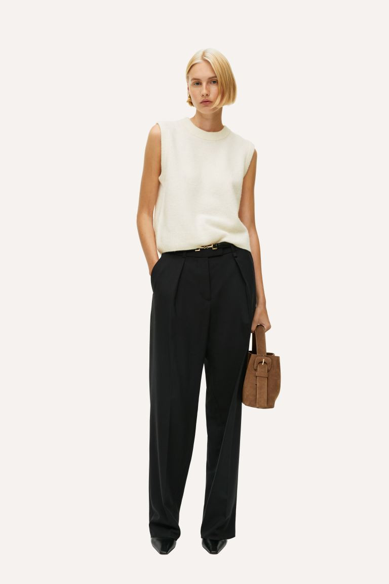 Suede Crossbody Bag | H&M (UK, MY, IN, SG, PH, TW, HK)