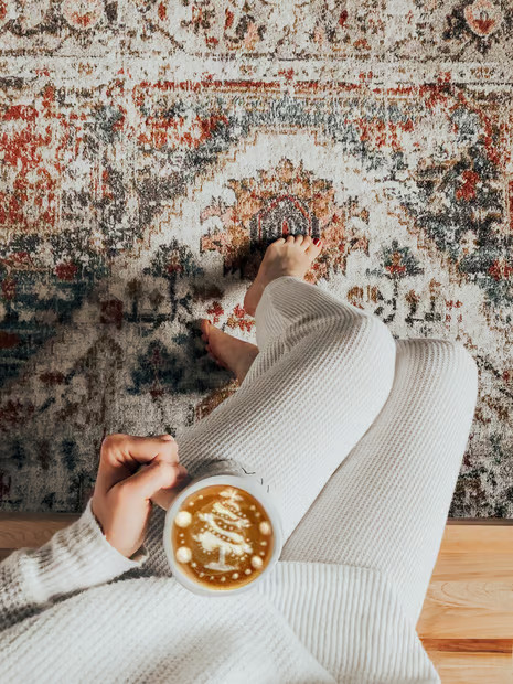 Beige Fading Herati Medallion 2' x 3' Area Rug | Rugs USA