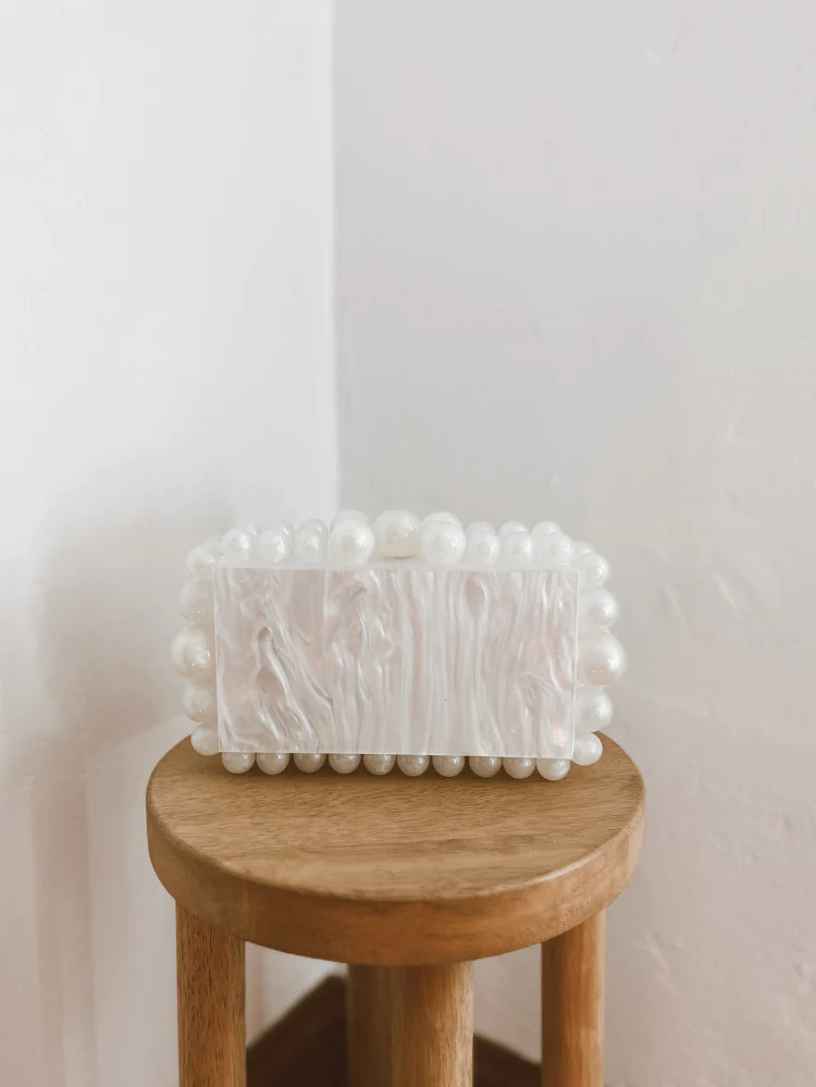 White Acrylic Bubble Clutch Bag | Confête