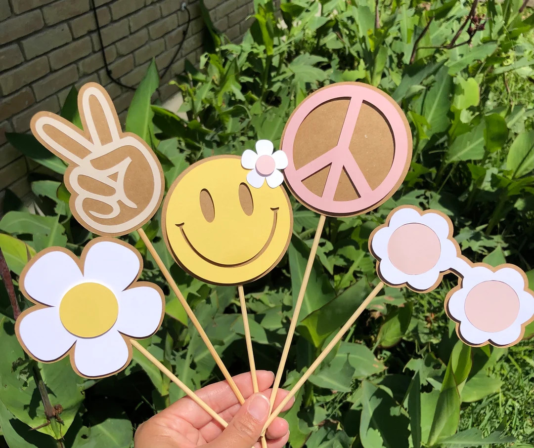 Groovy centerpieces | Groovy cake topper | Retro centerpieces | Groovy party centerpieces | Groov... | Etsy (US)