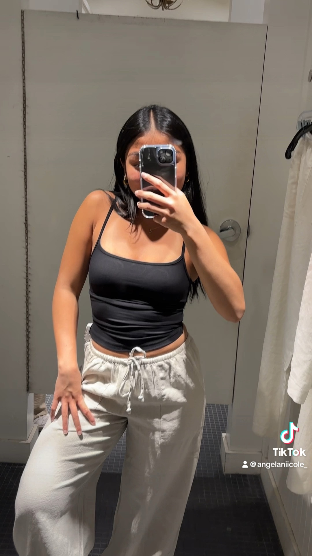 black top: xxs
white top: xs
pants sizes:xs

#LTKspring #LTKsummer #LTKcanada