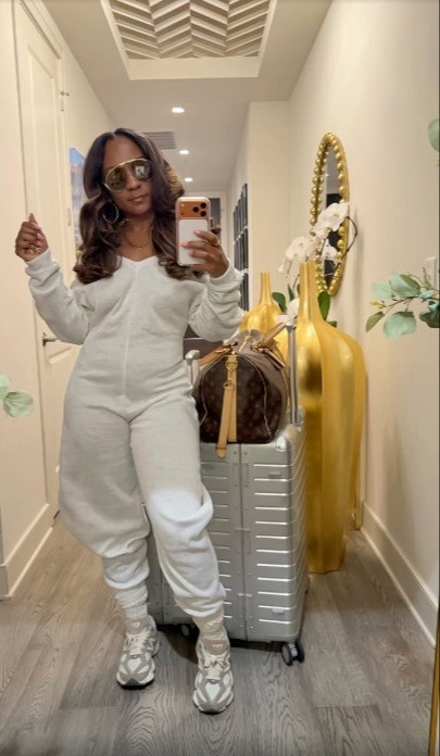 Airport fit. Elevated comfy 

📍Grey tracksuit | luggage | elevated comfort 

 #LTKootd #LTKvlog #LTKTravel