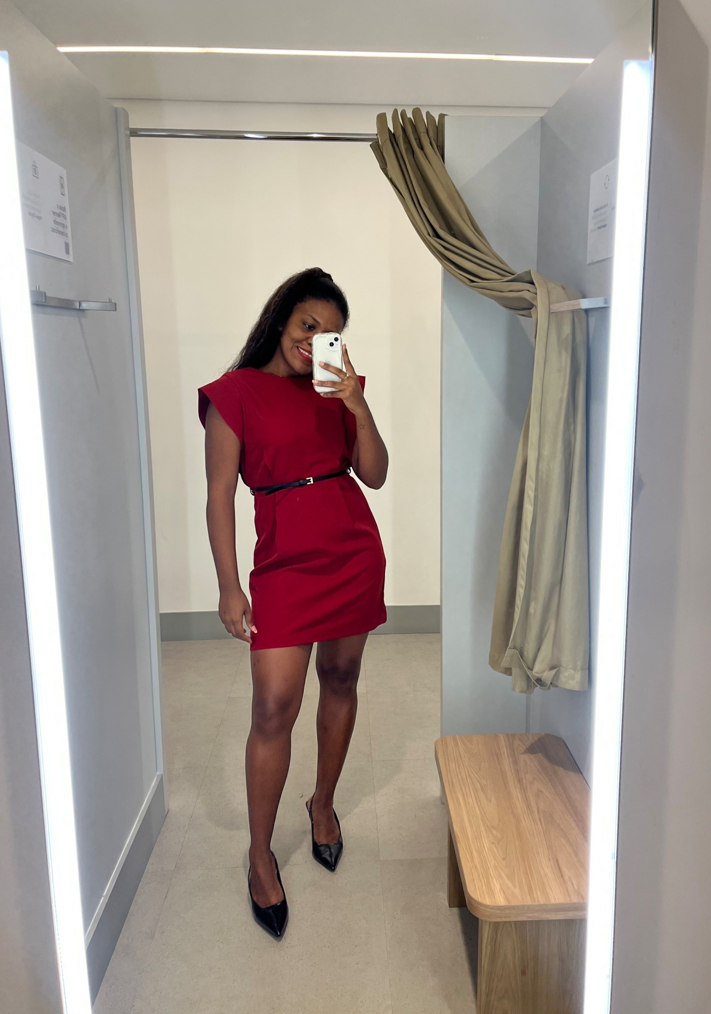 Um vestido versátil que vai do trabalho a um happy hour! 

#LTKdicadeestilo #LTKlookdetrabalho #LTKbrasil