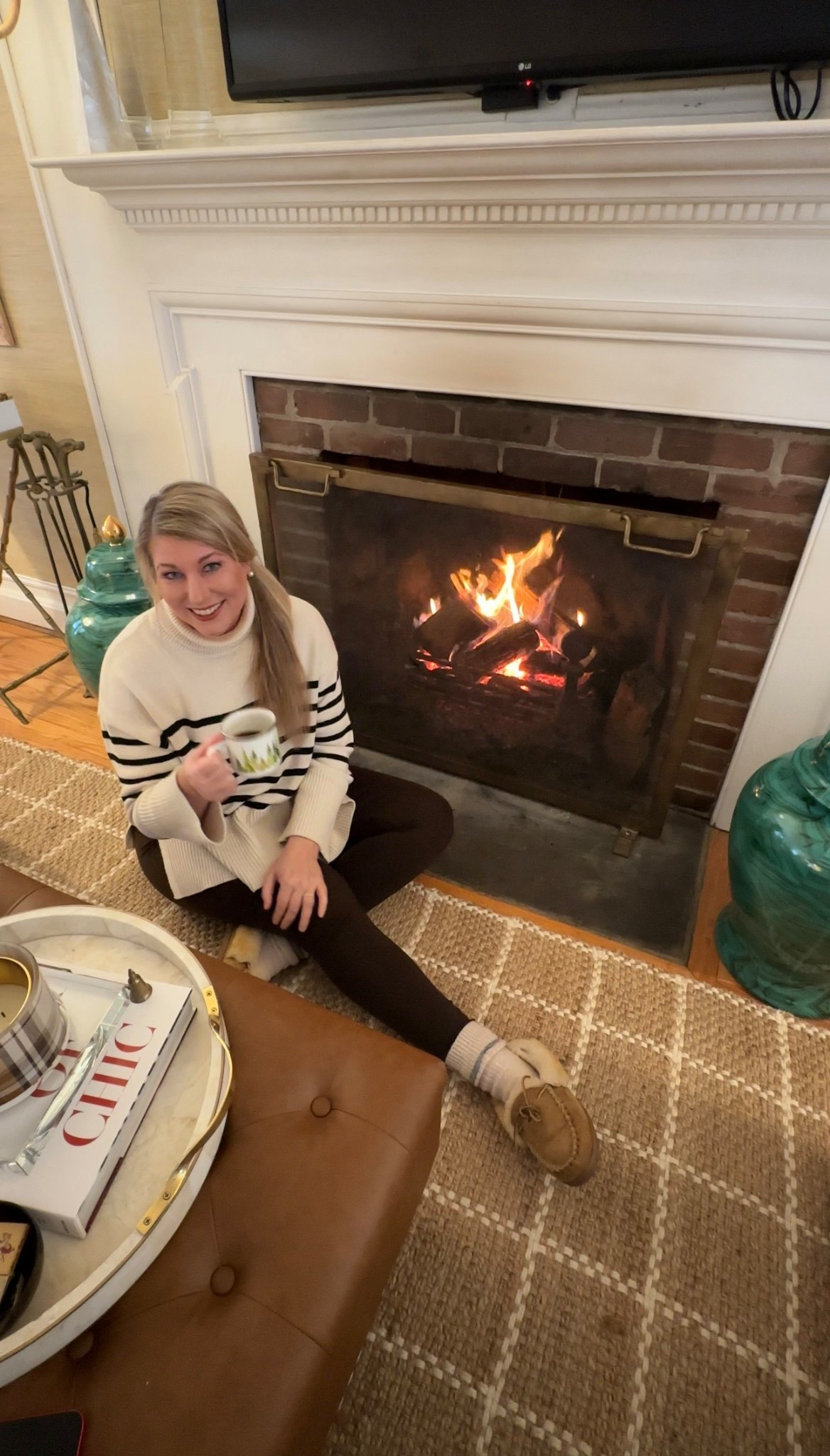 Cozy snowed in vibes all day ❄️

#LTKootd #LTKOver40 #LTKHome