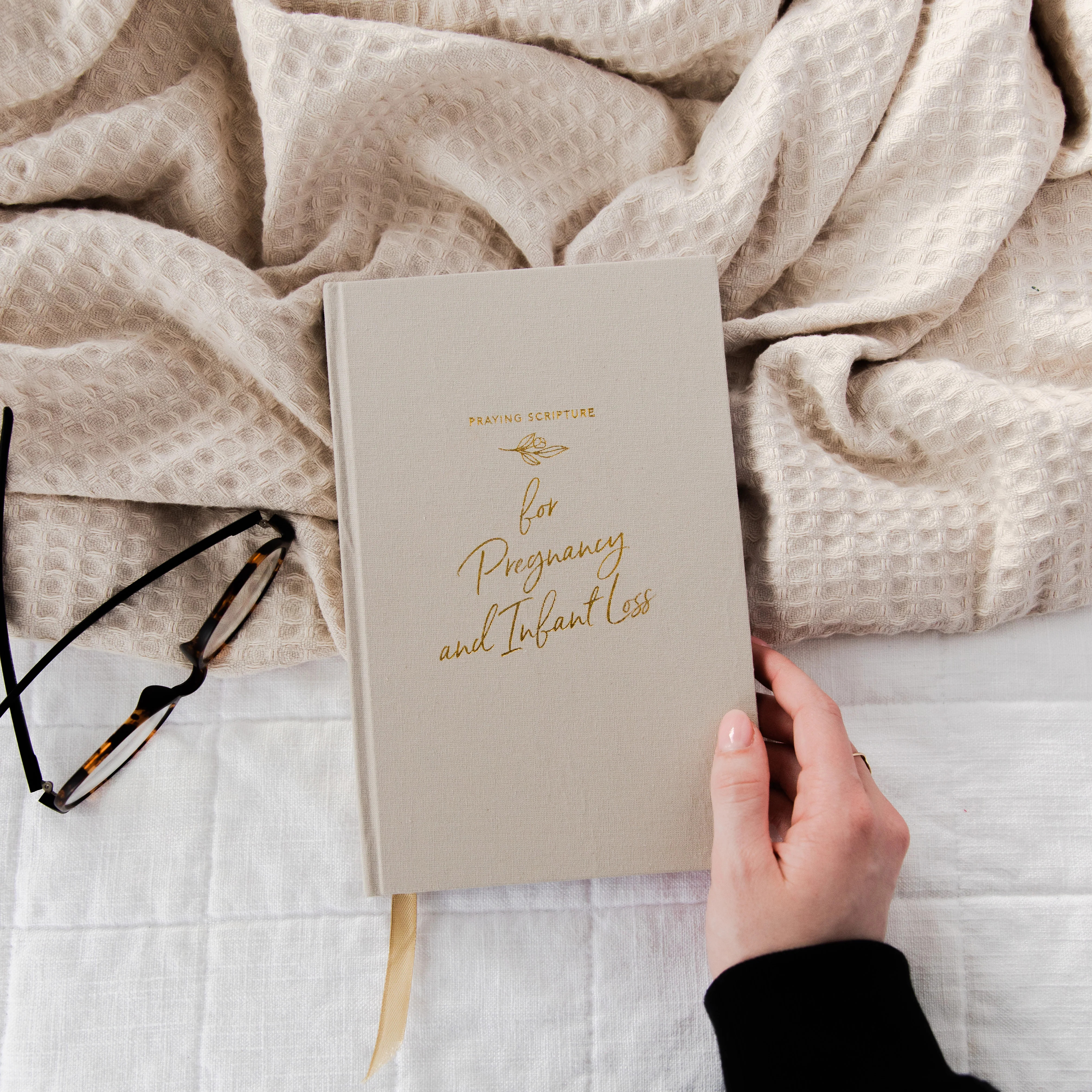 Praying Scripture for Pregnancy and Infant Loss Journal | The Daily Grace Co.