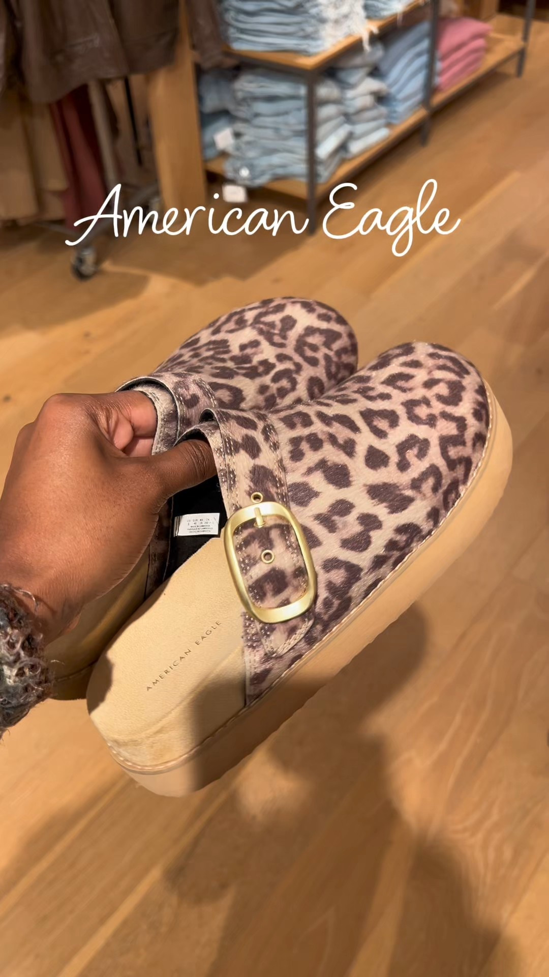 I’m truly obsessed with these clogs 🤩

#LTKHoliday #LTKootd