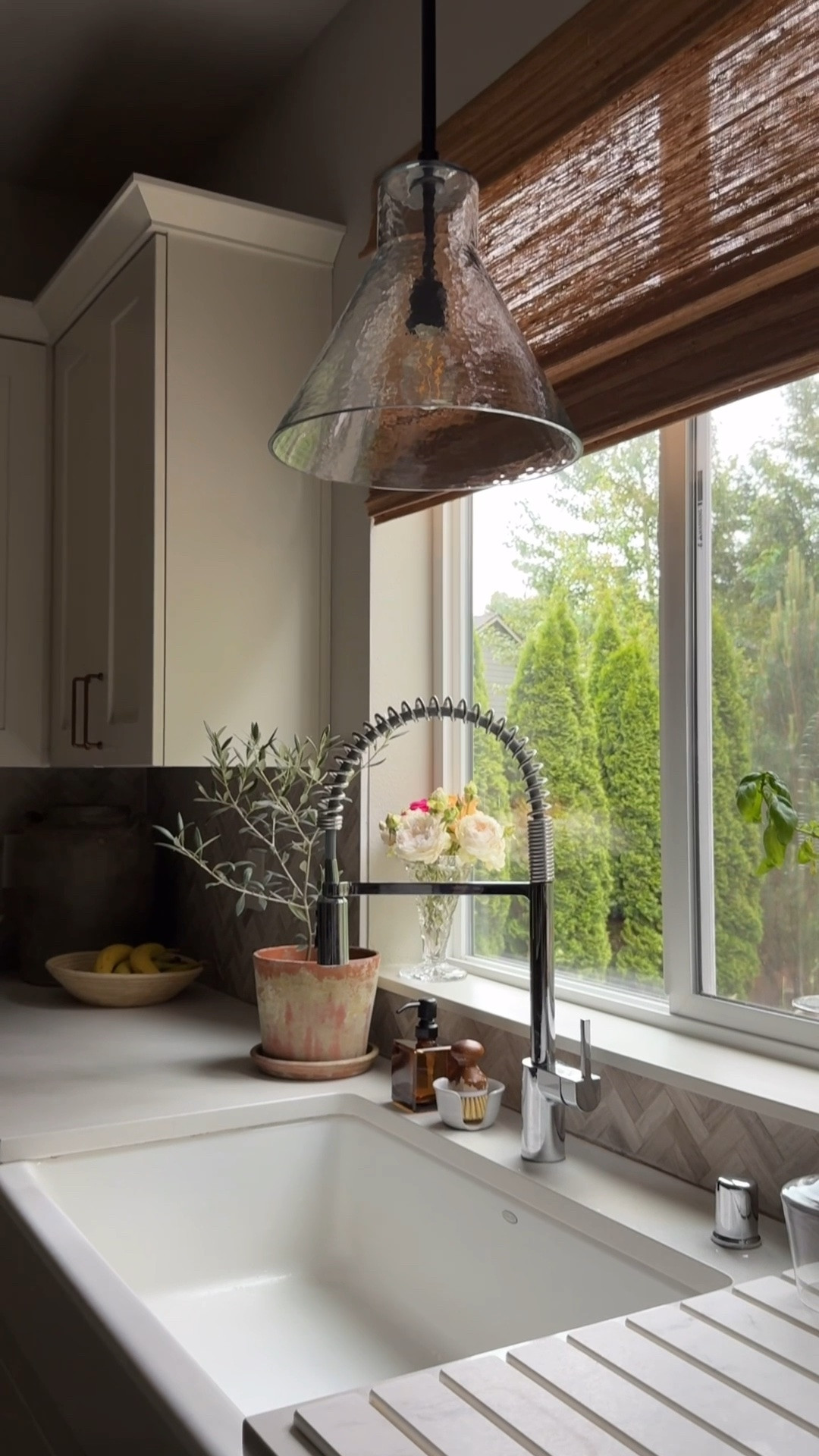 It’s okay to love it and leave it! I swapped out my chandelier for this more subtly, beautiful and simple light above my kitchen sink. It’s a better fit for my warm European vibe. ￼

#LTKmorningroutine #LTKHome #LTKOver40