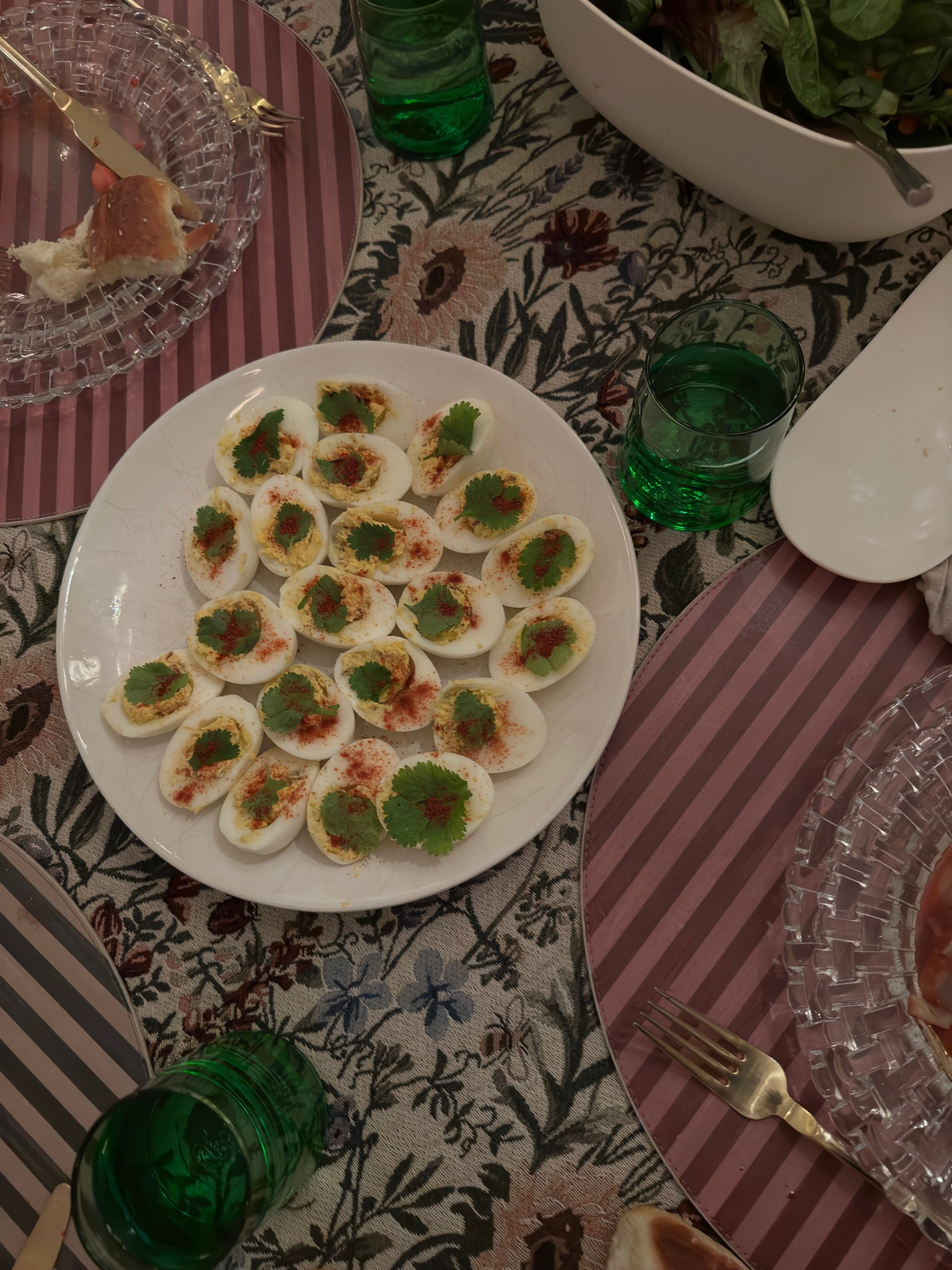A Colorful Shabbat Table ❤️

#LTKhome