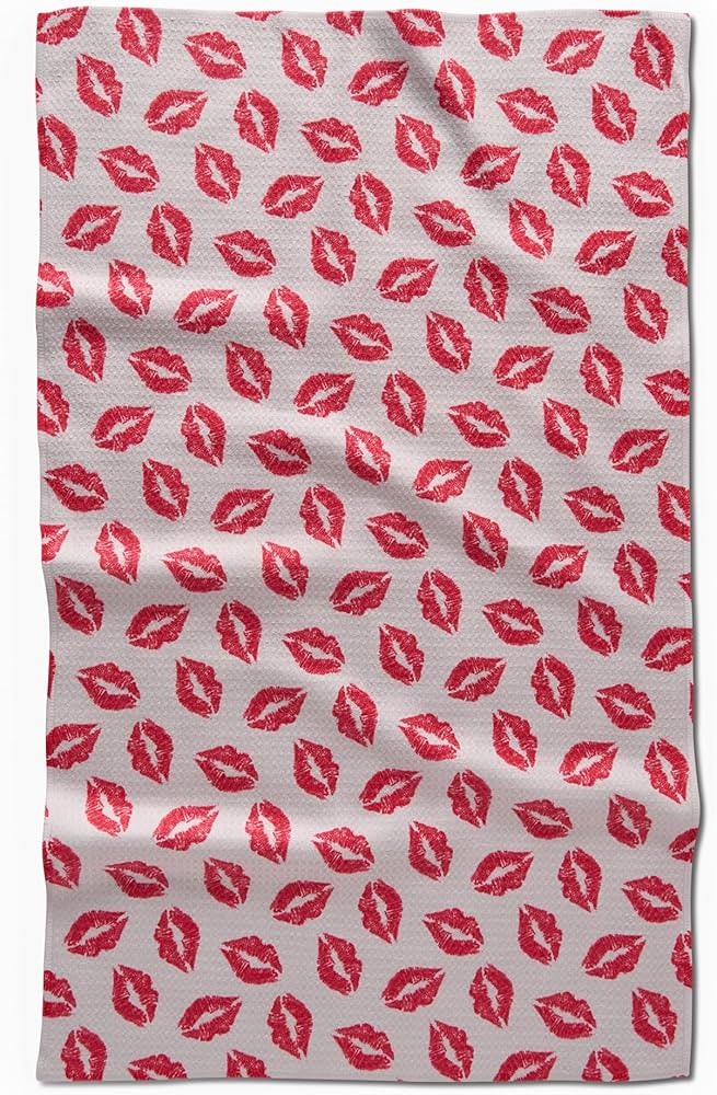 GEOMETRY Valentines Kitchen Towels - Quick Dry Microfiber Cloth Dish Towels for Kitchen Drying - ... | Amazon (US)