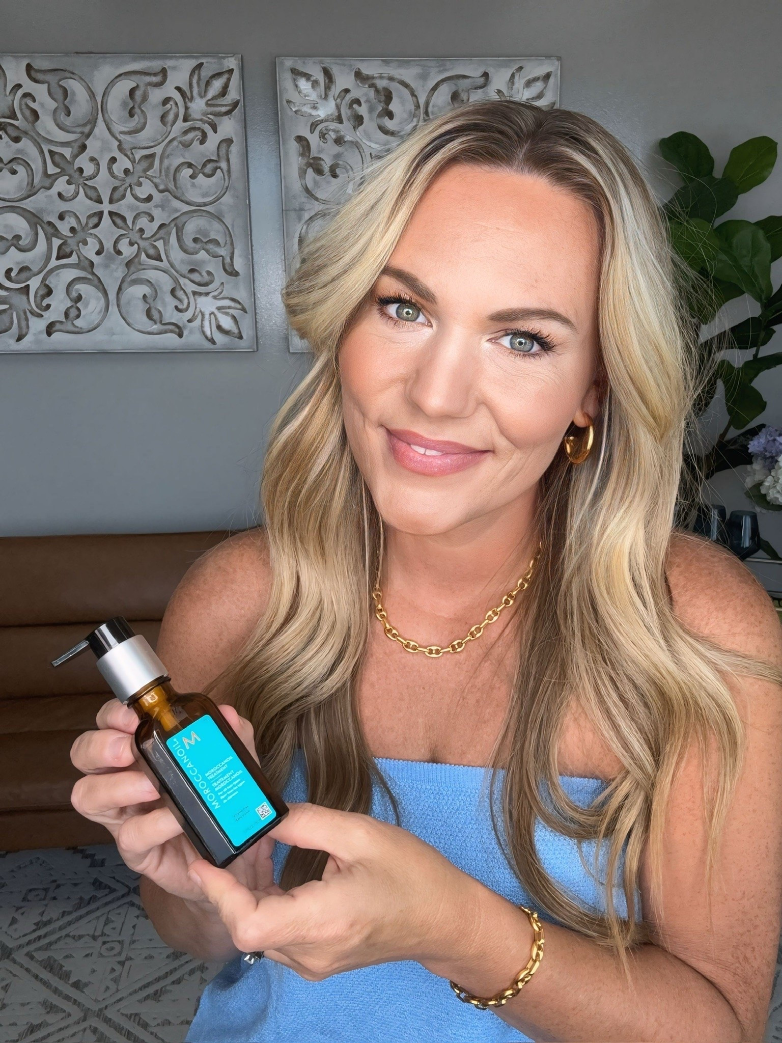 I’ve been using this hair oil to help keep my hair feeling soft, smooth, and healthy, especially during the summer. A little goes a long way, and it’s one of those products I always keep on hand.

Hair treatment, hair oil, Moroccanoil treatment, frizz control, shiny hair, healthy hair, damaged hair care, dry hair treatment, beauty favorites, haircare routine, salon hair at home, AudrieDollins

#LTKBeauty #LTKselfcare #LTKgrwm