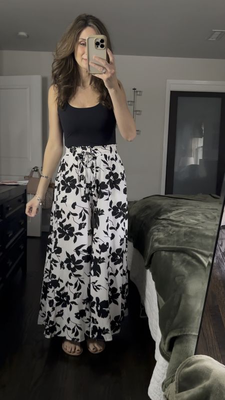 Love the wide leg floral pants from Amazon. They are lightweight and have an oversized fit. I’m 5’8” wearing a small. Other floral colors available

The solid color has a liner underneath, but I wasn’t a fan of it. 



#LTKworkwear #LTKfindsunder100 #LTKfindsunder50