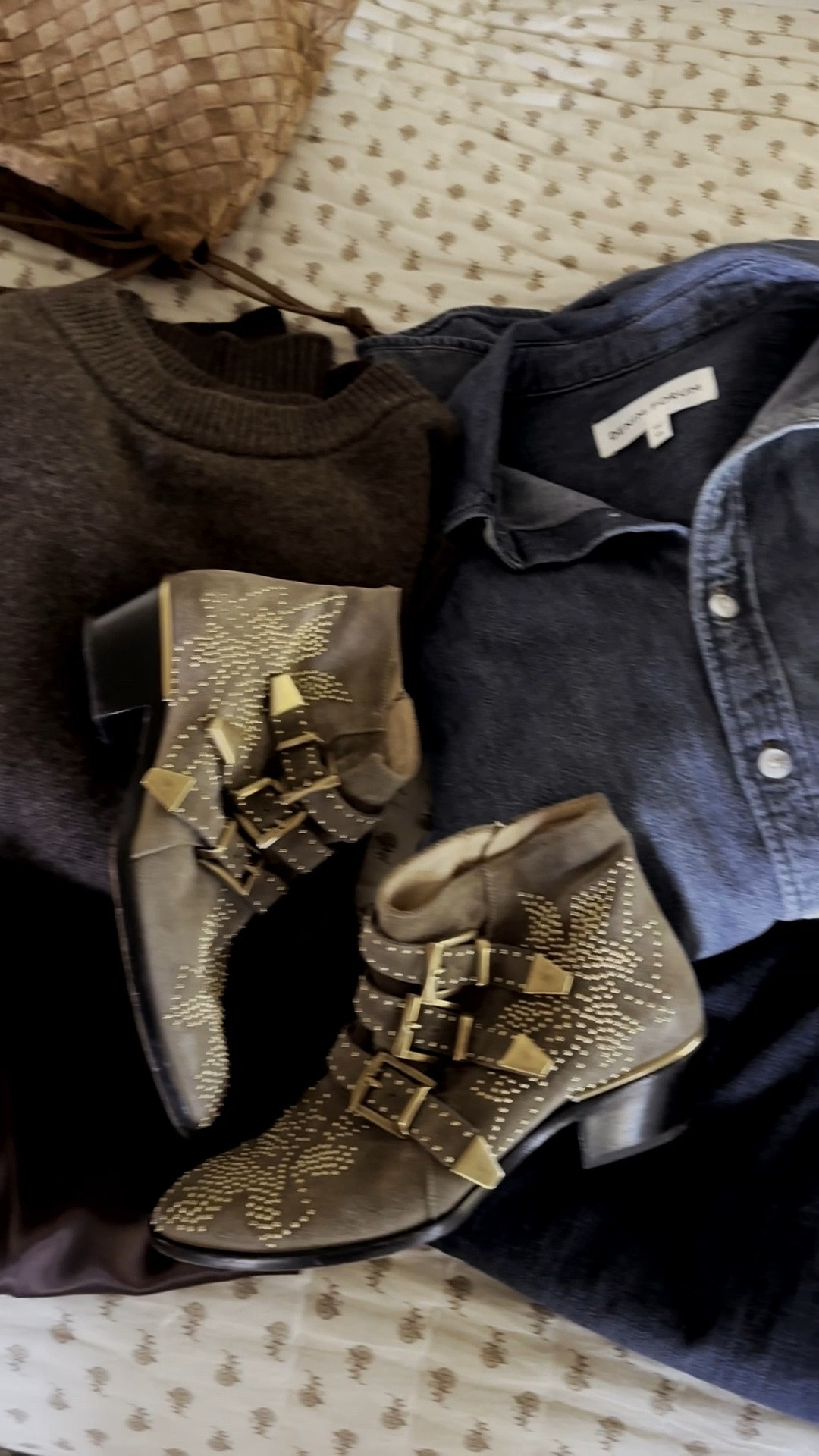 What I’m packing for a mountain western getaway

#LTKOver40