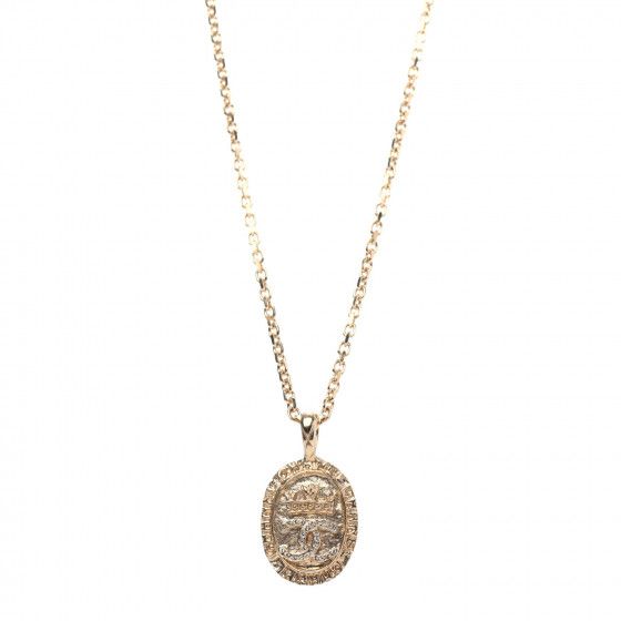 CHANEL

Crystal CC Medallion Necklace Gold | Fashionphile