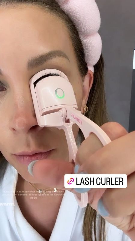 Amazon eye lash curler is a must have beauty product!