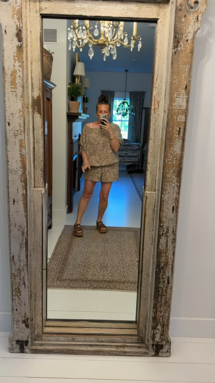 This doe-print camo outfit from Target is the perfect neutral Fall look.

#LTKSeasonal #LTKMidsize