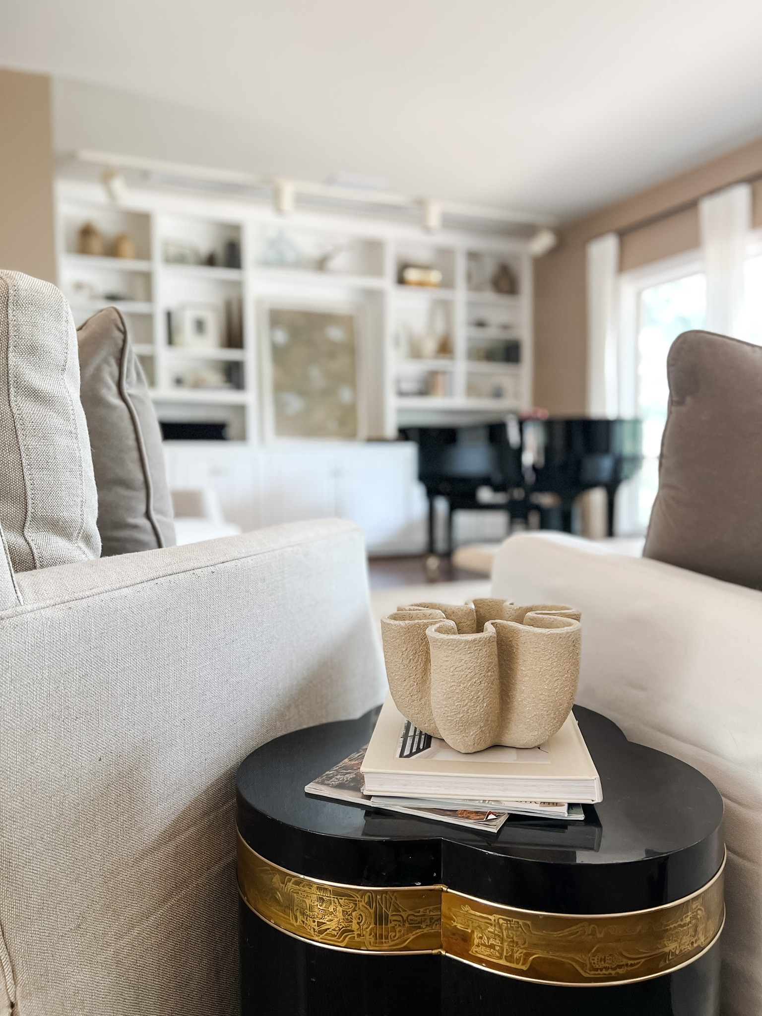 Love this pretty scalloped bowl! Style your table or bookcase with it ✨

Scalloped bowl, de pro owl, decorative accessories, under $50, under $100, budget friendly home decor, accessories, bookcase decor, coffee table decor, modern home decor, traditional home decor, transitional home decor, bedroom, living room, entryway, Amazon, Amazon home, Amazon must haves, Amazon finds, Amazon home decor, Amazon furniture #amazon #amazonhome



#LTKstyletip #LTKunder50 #LTKhome