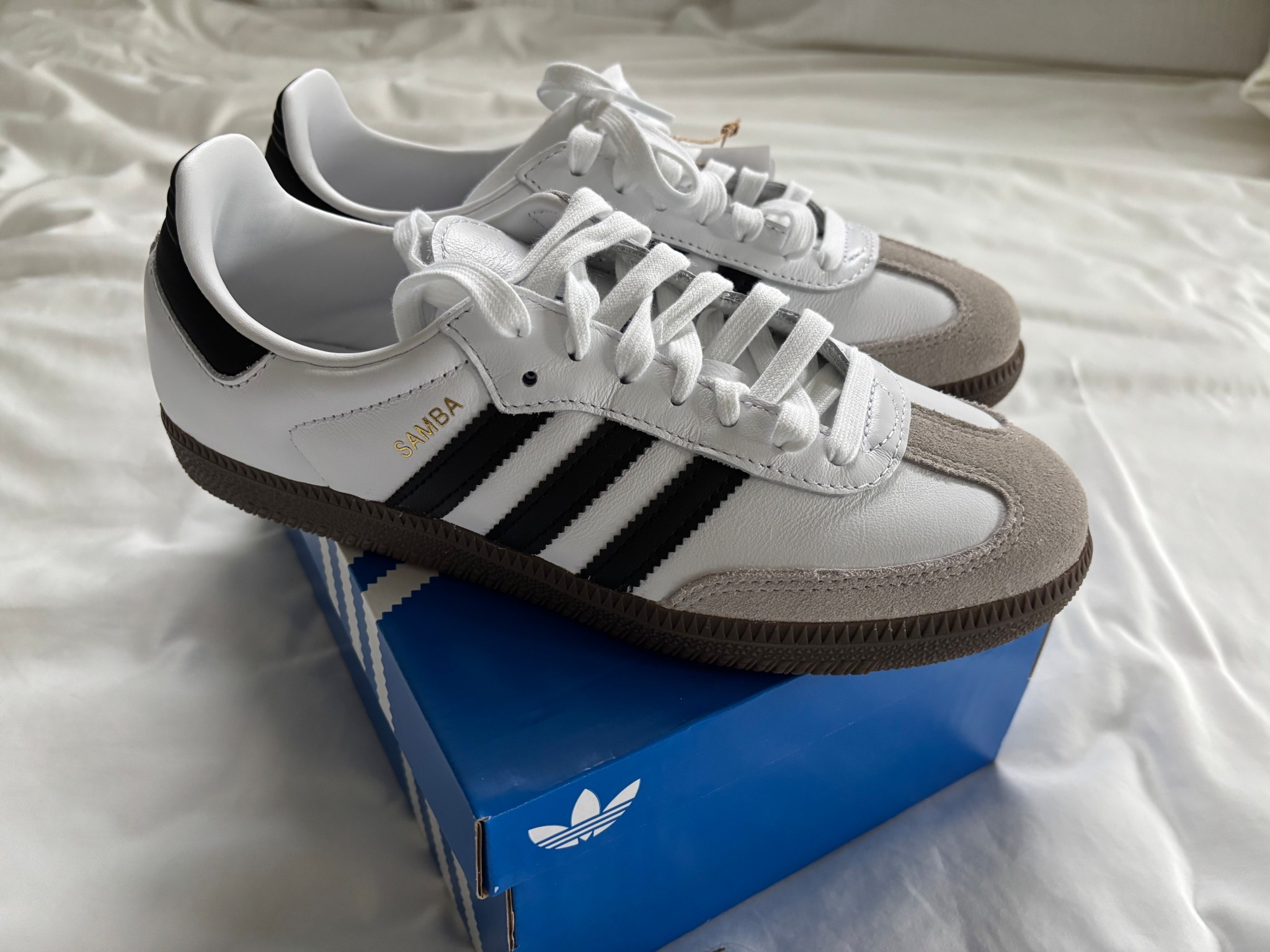 Adidas samba og tennis shoes, neutral everyday shoes wide leg jeans, adidas women’s shoes

#LTKOver40 #LTKSaleAlert #LTKdayinmylife
