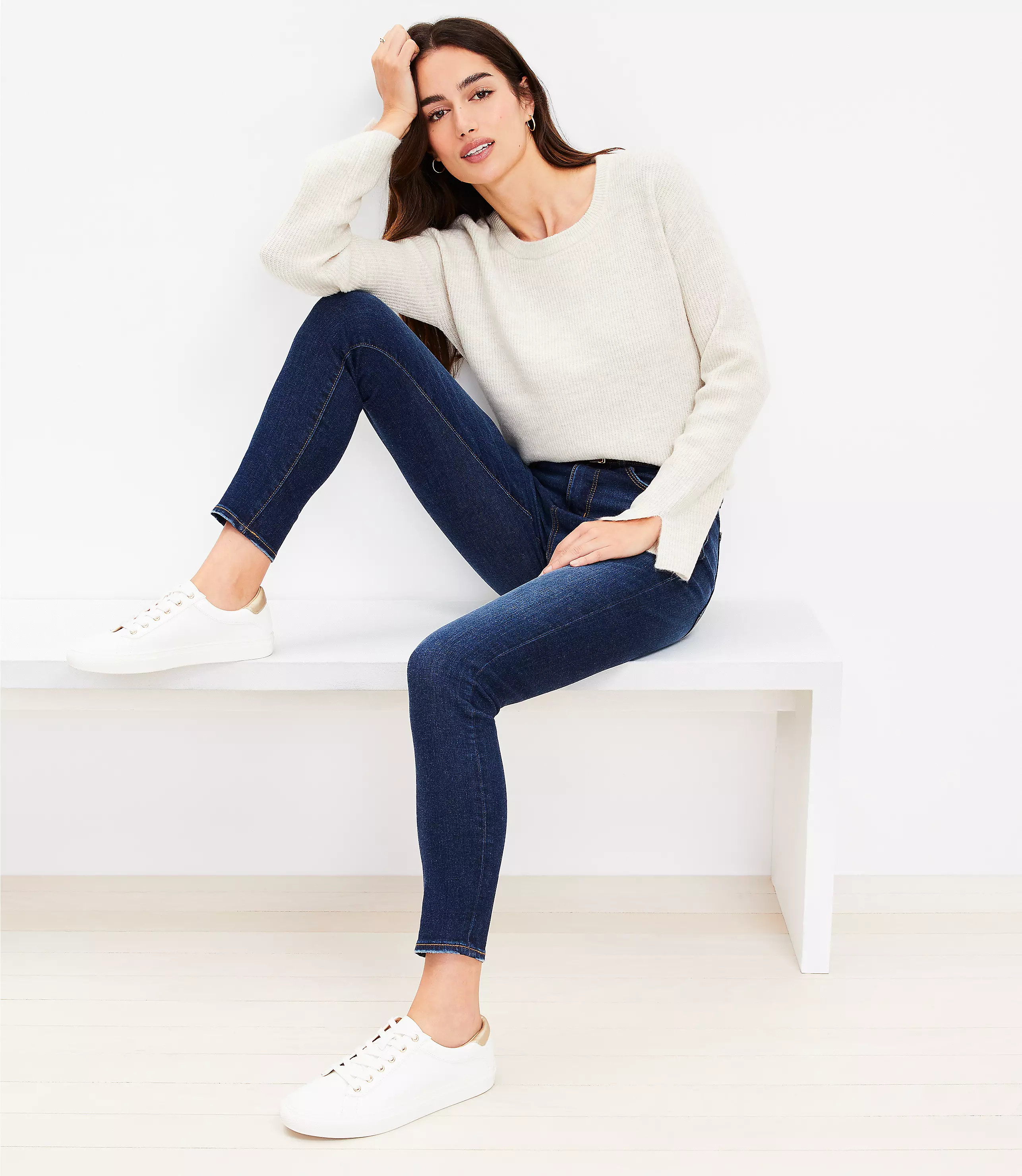 High Rise Skinny Jeans in Vintage Dark Wash | LOFT