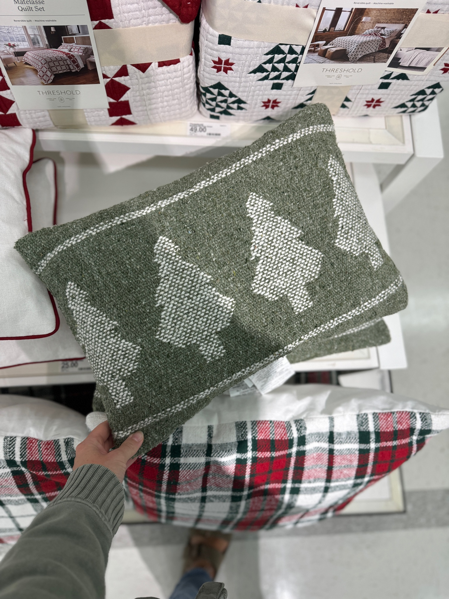 Cute Christmas pillow I picked up for our bed! 30% off today only!

#LTKSaleAlert #LTKHome #LTKFindsUnder50