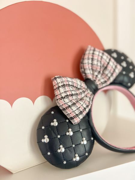 perfect Minnie Ears travel case ✨🐭😍


#LTKunder100 #LTKtravel #LTKitbag