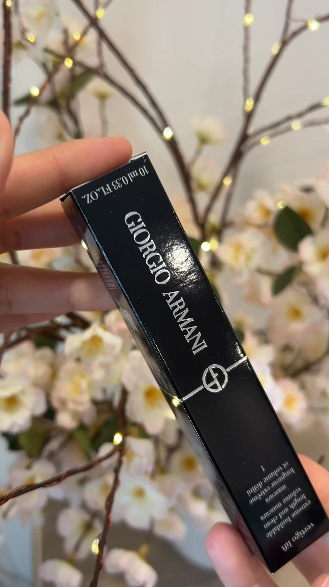 Armani beauty's NEW Vertigo Lift Mascara

The buildable formula effortlessly glides onto lashes with the unique Infinity-Loop brush that grips, coats, and separates, offering naturally fanned-out volume to dramatic lash looks and up to 24 hours of smudge-proof length and wear. Infused with Arginine amino acids, lashes are left feeling weightless, supple, and flexible.


#LTKBeauty #LTKFindsUnder100
