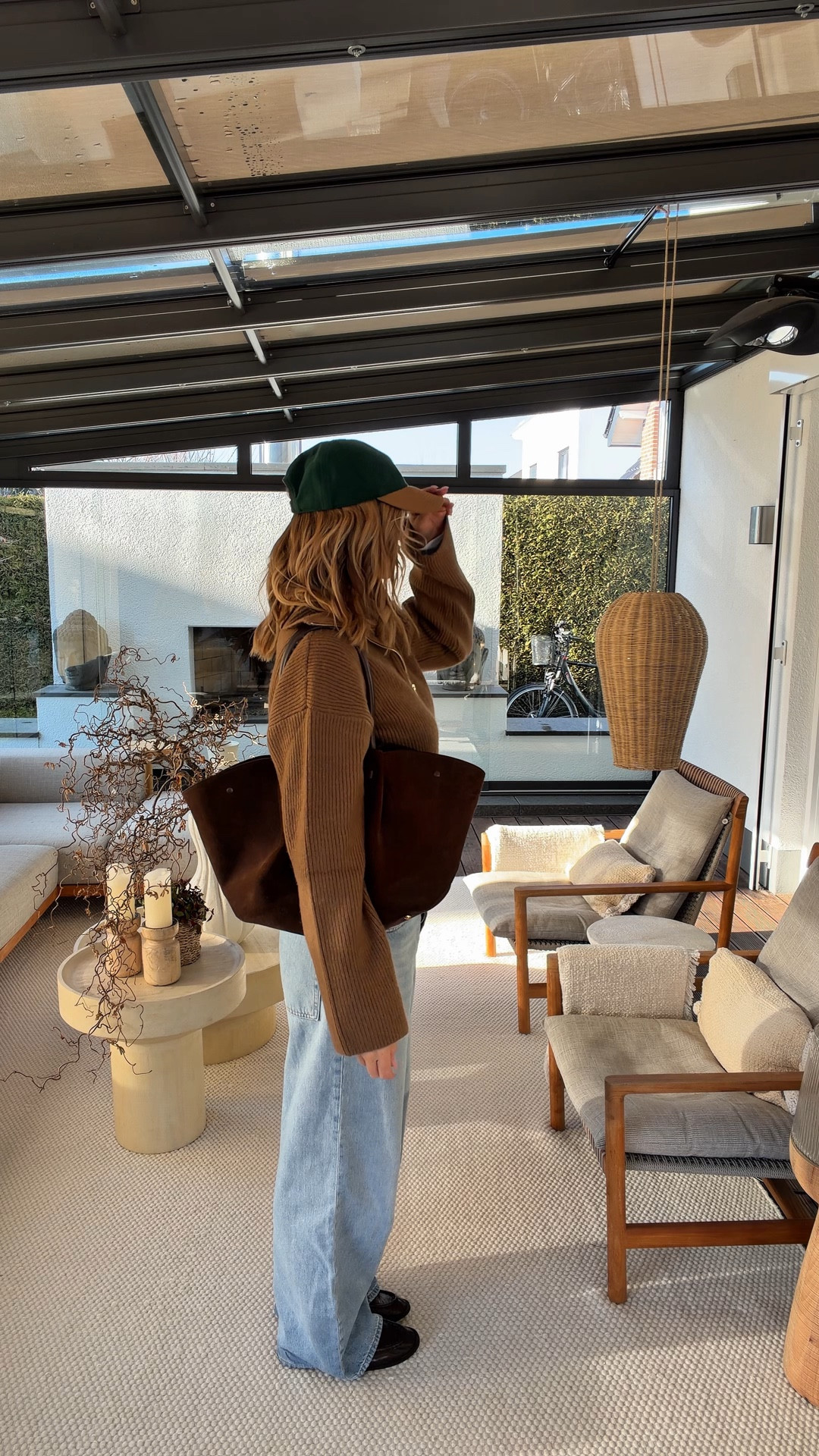 Vom Laufsteg ins echte Leben.
Mein lässiger Chanel Look zum Nachstylen.

#LTKeurope #LTKdeutschland #LTKkleider