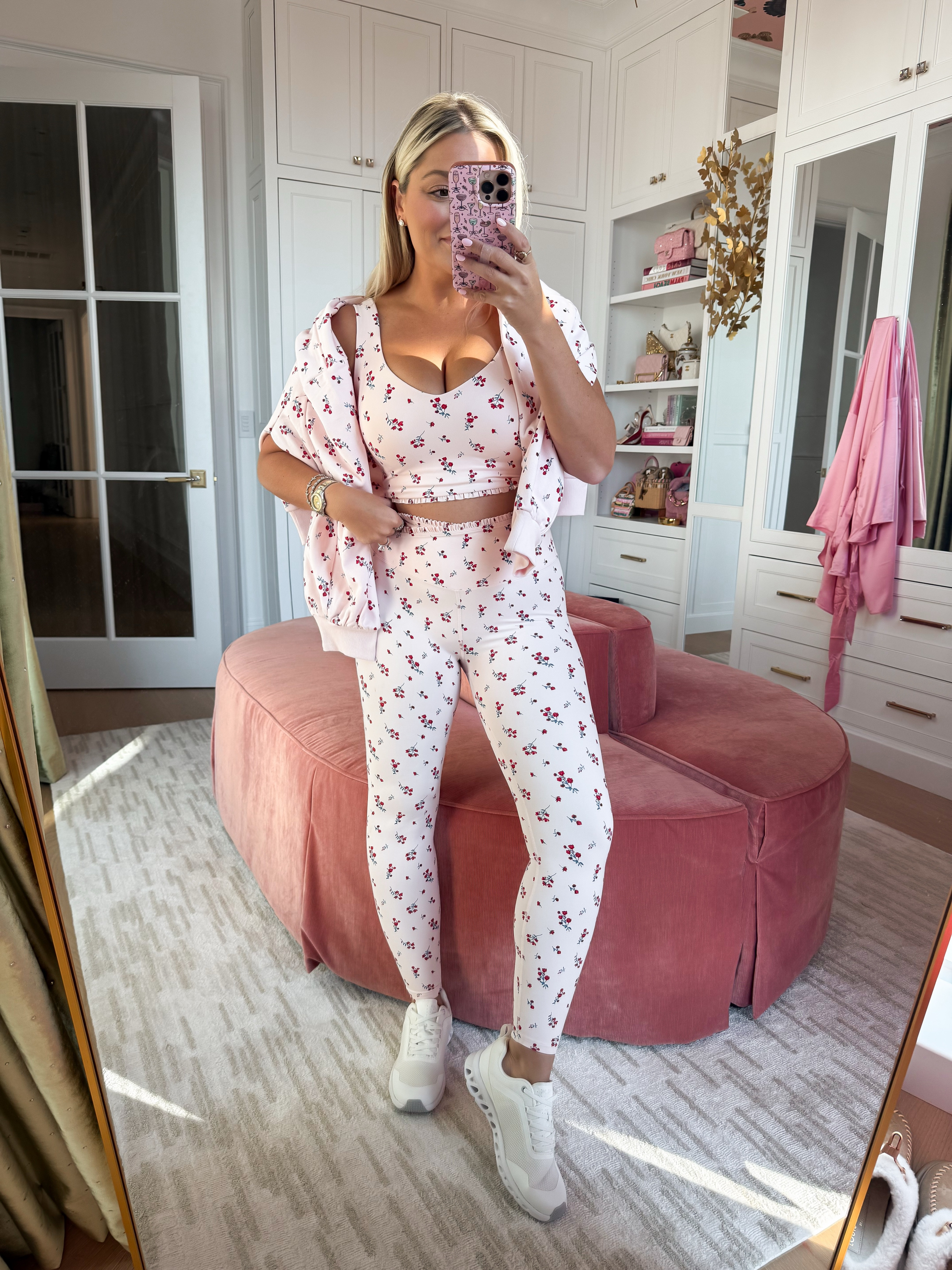 Target activewear sale! 
Target try-on haul
Size small in the top and pull over, medium in the pants

#LTKootd #LTKgrwm