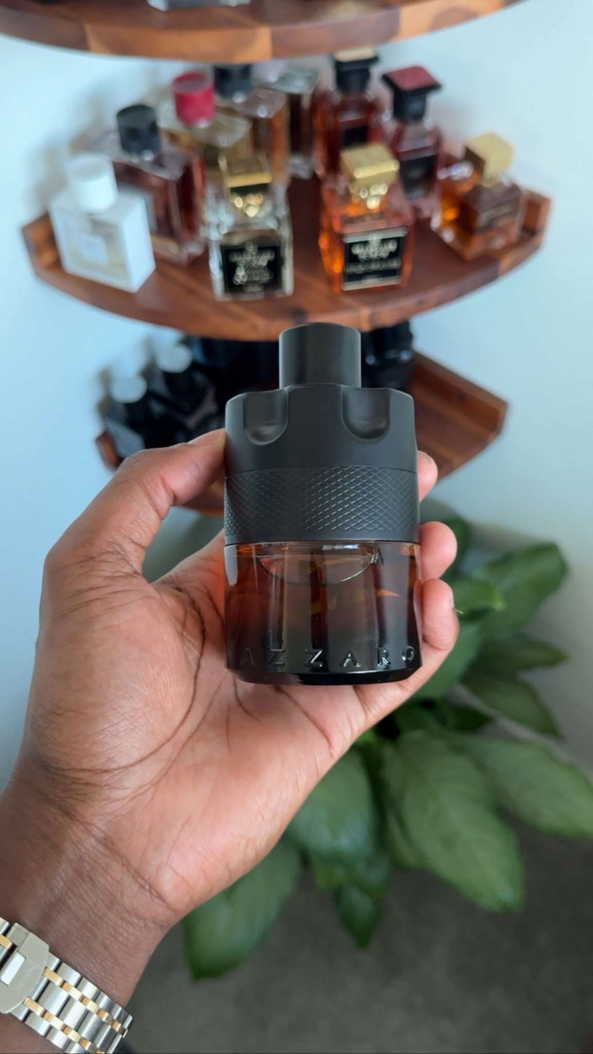 Azzaro The Most Wanted Parfum

Woody. Seductive. Dark. Alluring.