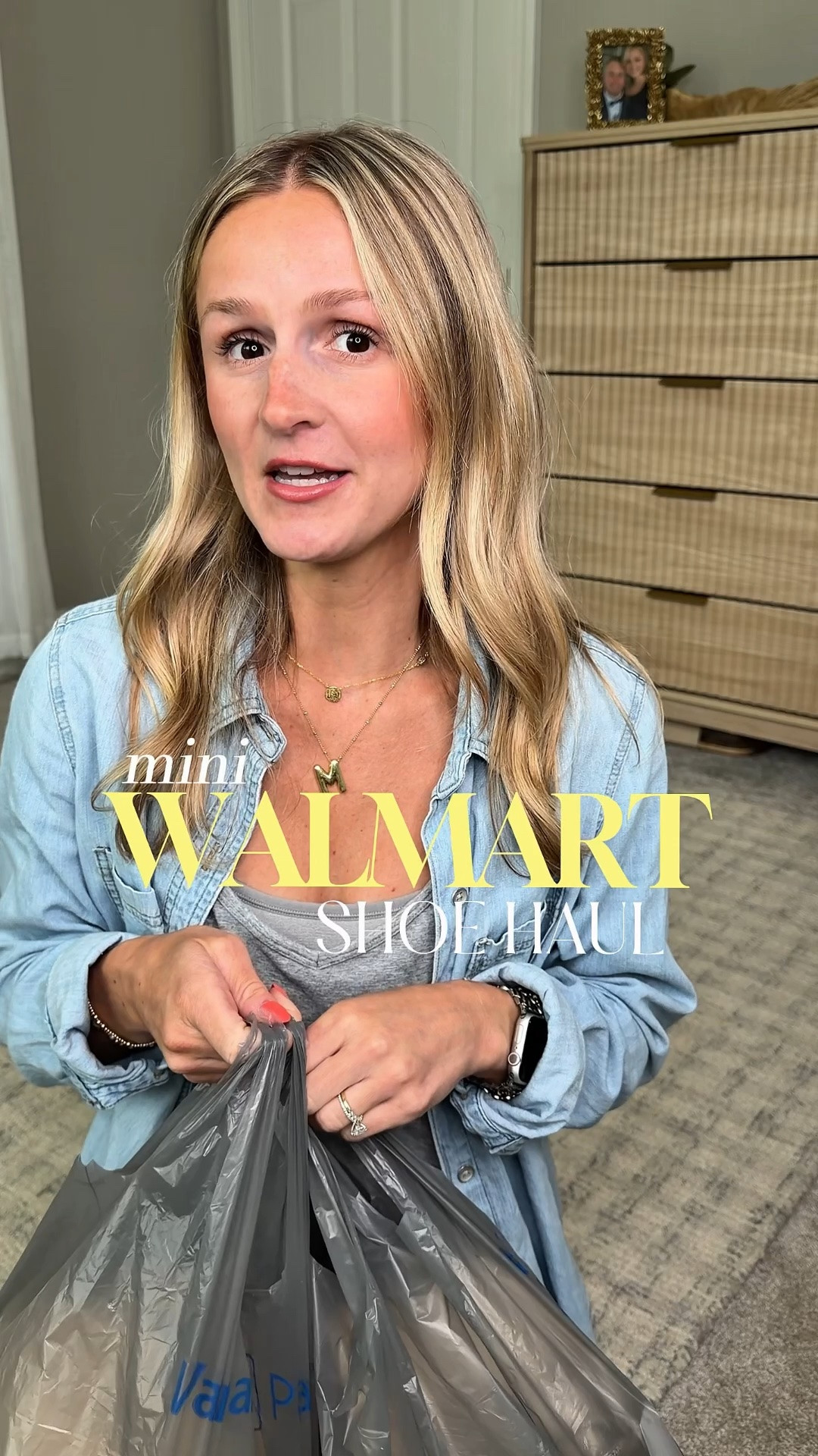☀️ Mini Walmart shoe haul ☀️

Don’t sleep on Walmart’s shoe section right now 🩴 Found the cutest summer styles and there were sooo many more in store! 
Linking more finds as well!

#walmartfinds #walmartfashion #summerstyle #summerfashion #affordablefashion #shoehaul #platformsandals #sneakermules #summeroutfits #summershoes

#LTKSeasonal